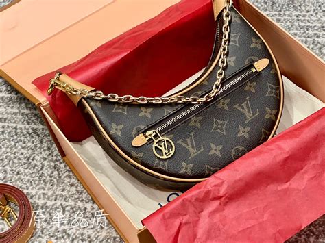 louis vuitton round bag 2017|Louis Vuitton loop bag price.